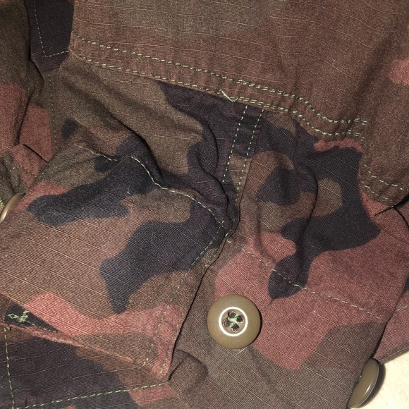 Unique maroon and green Army Jacket w/collar - Picture 5 of 10